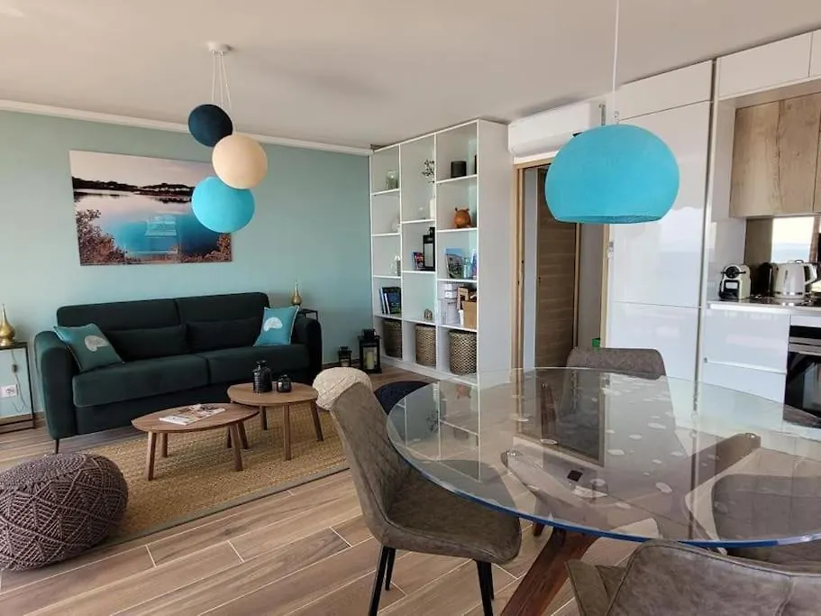 1 Bed Apartment With Sea Views Antibes