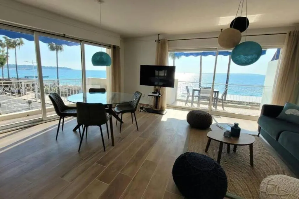 1 Bed Apartment With Sea Views contacts